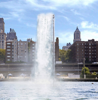 Illustration for article titled NYC Installing Gigantic 120-Foot Waterfalls Under the Brooklyn Bridge, in the East River